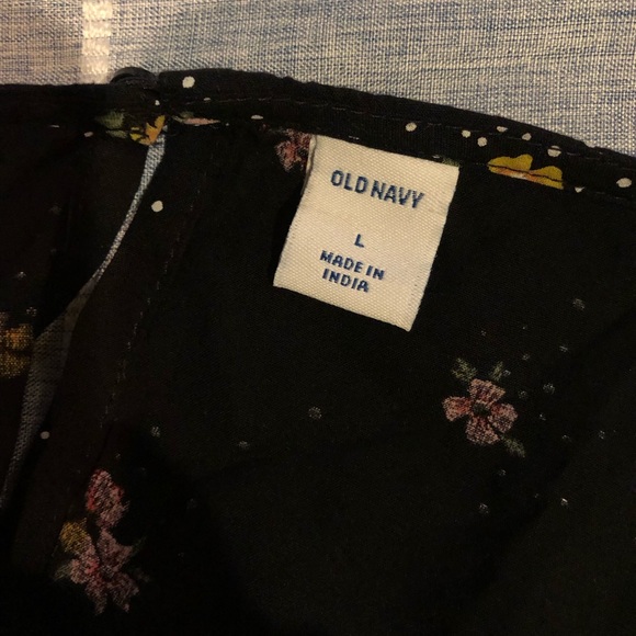 𝒷𝓁𝒶𝒸𝓀 𝒻𝓁𝑜𝓌𝑒𝓇𝑒𝒹 𝒹𝓇𝑒𝓈𝓈 - Picture 2 of 7